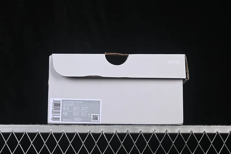 All categories Nk Air Force 1 Air Force series Nk Air Force 1 Low Air Force low-top Nike Air Force 1'07 Low Air Force 1 low-top casual sneakers IR0952-001